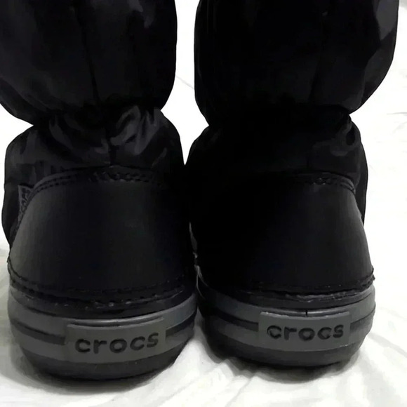 Crocs  boots women's size 7 - Picture 3 of 6